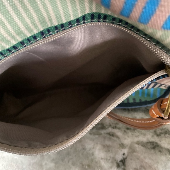 Fossil crossbody mutilcolor stripe bag - Picture 5 of 7
